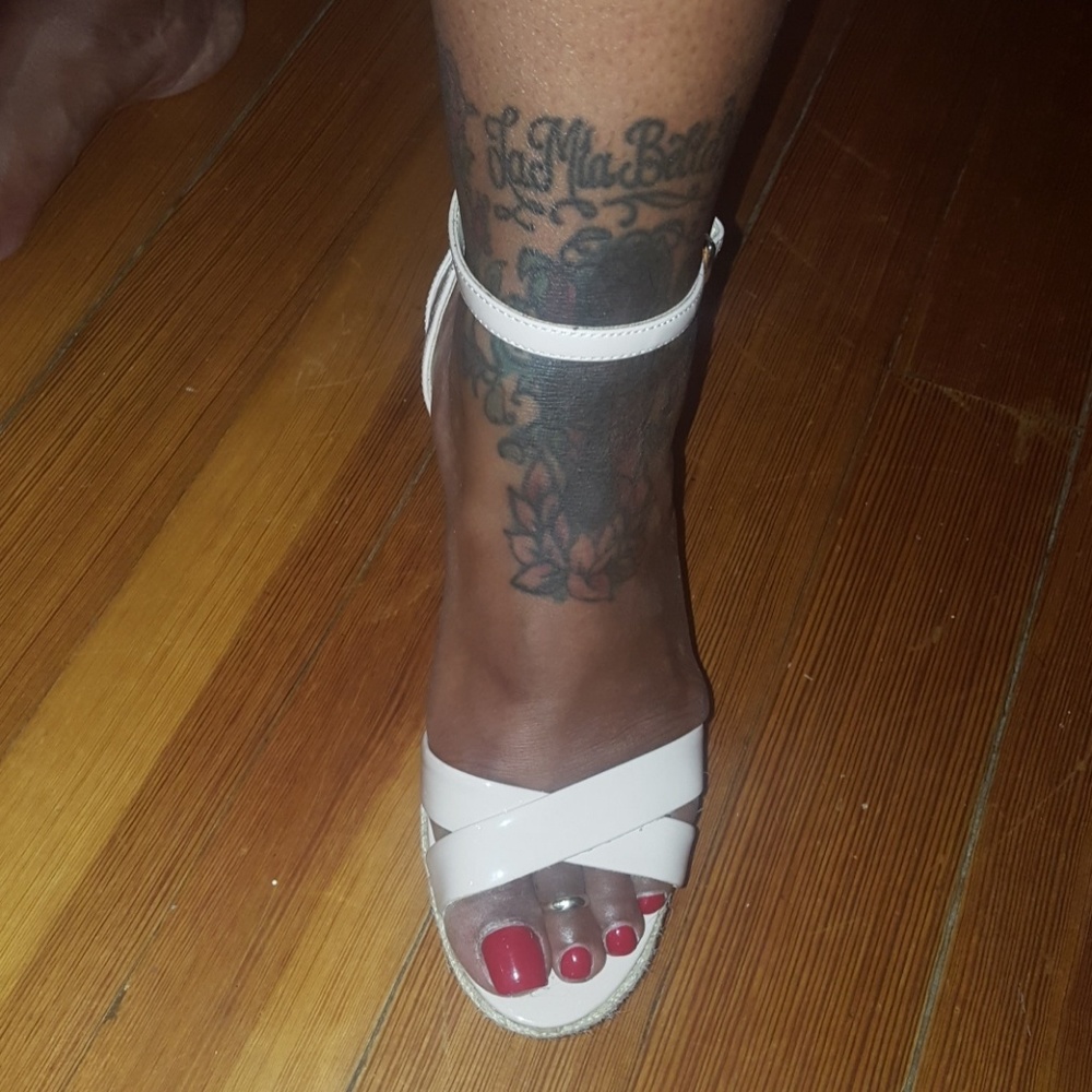 Shoes - Picture 3 of 3